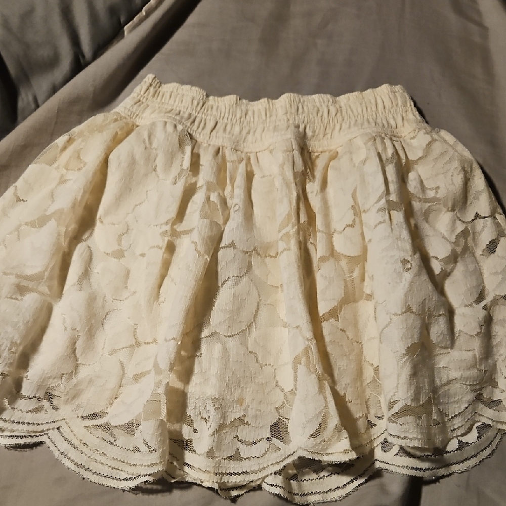 Hollister Cream Lace A-Line Skirt